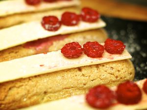 Éclairs framboise-fromage blanc-chocolat blanc