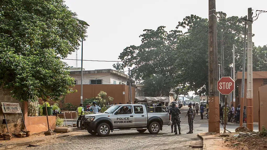 Bénin : des universitaires réclament la libération de l'opposant Joël Aïvo