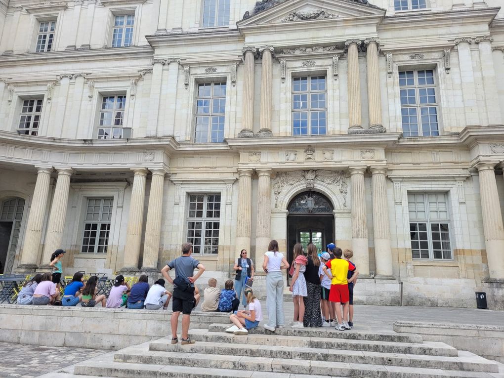 Voyages des 5e Les châteaux de la Loire (suite)