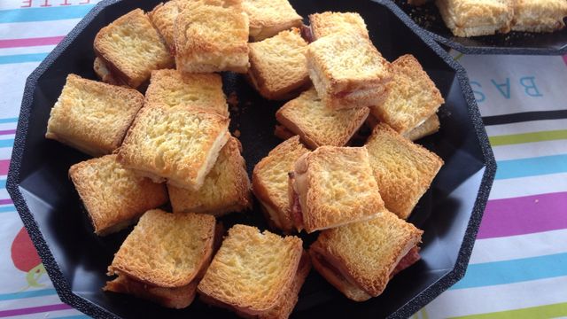 Mini croque monsieur au salami 