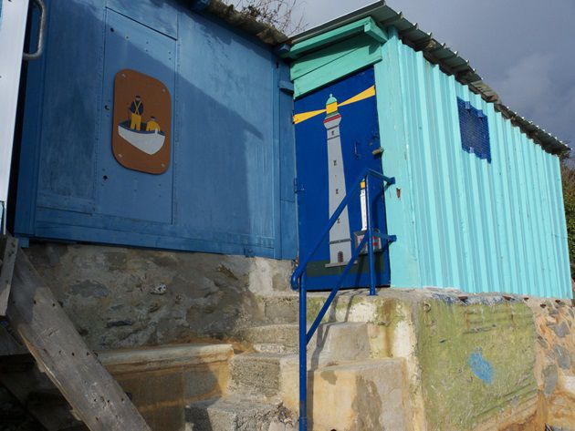 Petit quartier de baraques de pêcheurs à la sortie de la ville de Brest; bien connu des gens du coin.