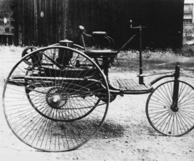 29 janvier 1886 - Carl Benz brevette la première automobile