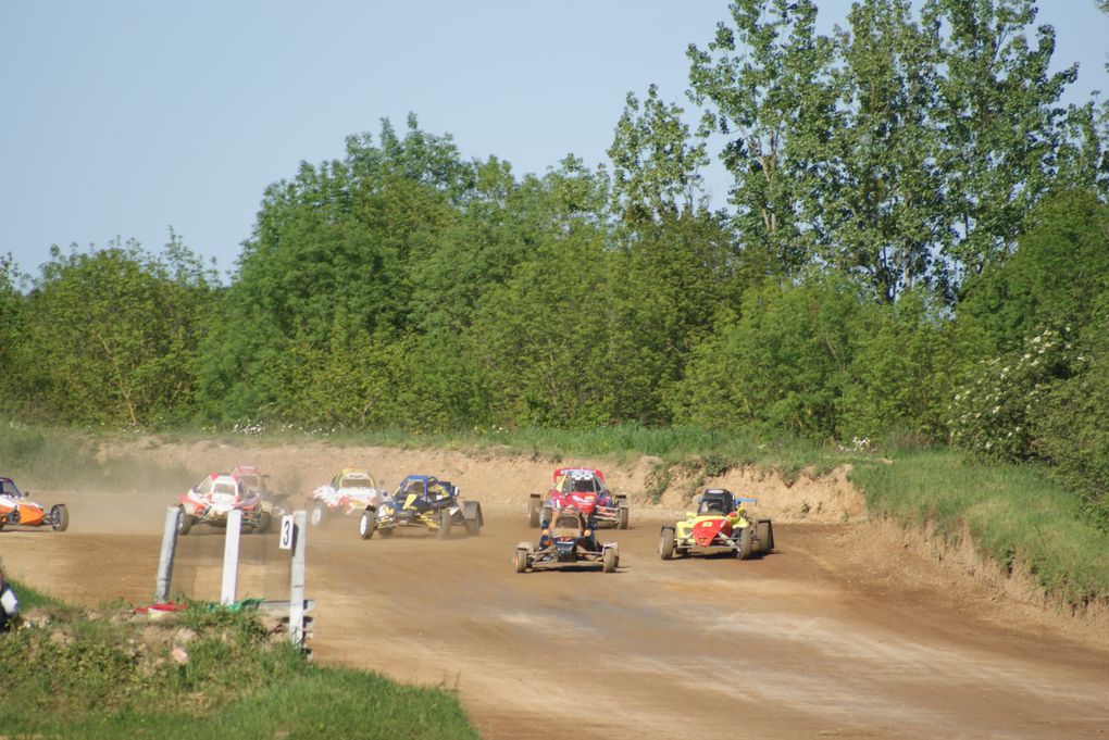 Les 12 et 13 mai 2012 à St-Vincent-des-Landes (44), 3ème épreuve du Championnat de France d'autocross.