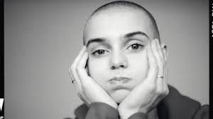  Irish singer Sinéad O'Connor dies aged 56