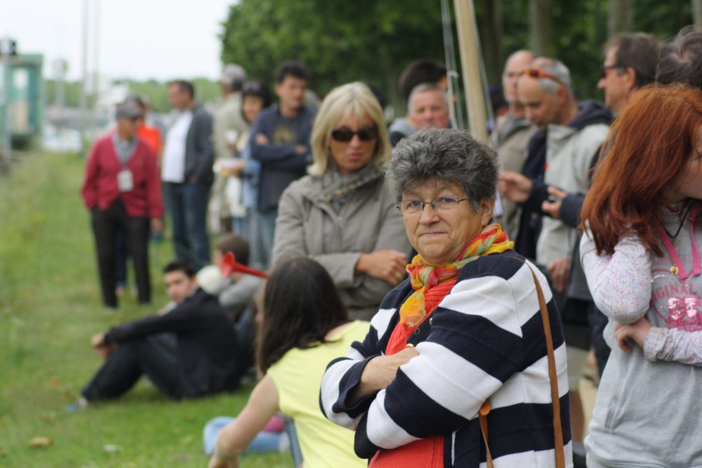 Photos prises le 16 juin 2013 à Vannes, dans le chenal de la Rabine, à l'occasion d'une inoubliable compétition de godille.