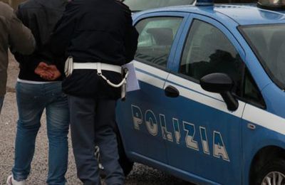 SANT'ANTIMO E NAPOLI NORD NEWS Giugliano, dovrà scontare 5 anni di reclusione: arrestato Accusato di reati contro il patrimonio commessi a Pesaro nel 2020