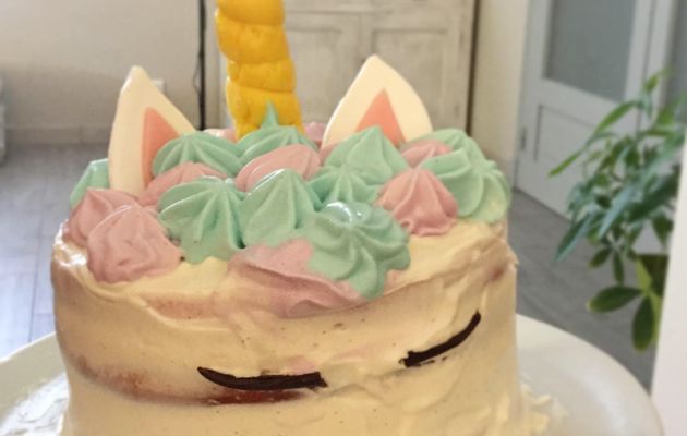 Gâteau Licorne (molly cake arc en ciel)