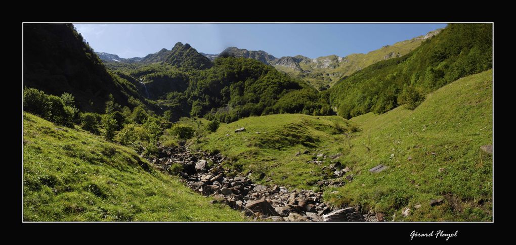 Ces panoramiques sont effectués à partir de collages de plusieurs prises de vues ( de 2 à 4)