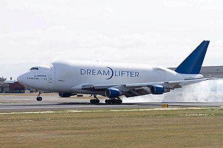 747 Dreamlifter 