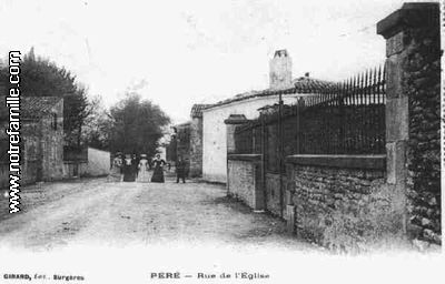 Péré - Rue de l'Église