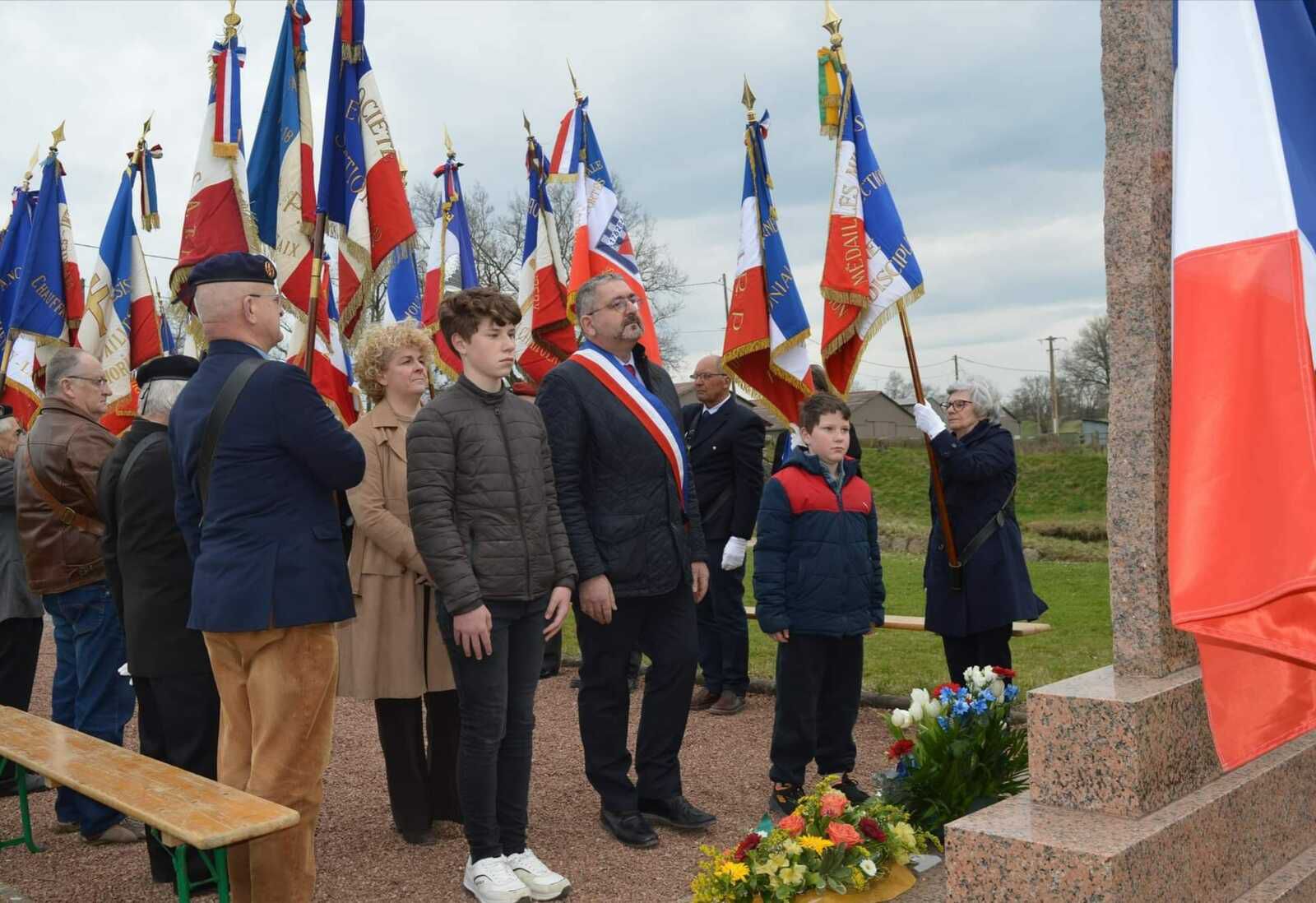 Melay 2022 : commémoration de l'atterrissage de Jean Moulin, du Général Delestraint et Christian Pinault à Melay le 20 mars 1943 par l'ACALM et Jean-Claude Ducarre, Président