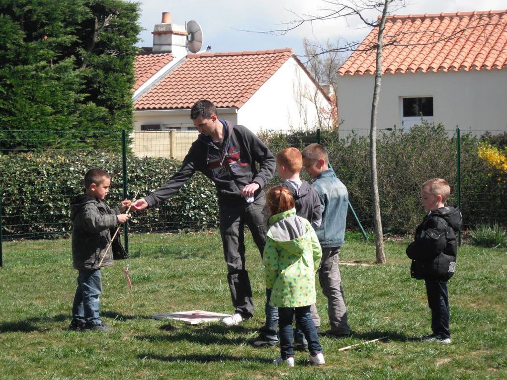 "La Traversée du Grand Canyon"

Sortie : "Equitation au Domaine d'Epona"
Sortie : "Les Chercheurs d'Oeufs aux Jardins de Cybèle"
Kermesse avec le Club PréAdos
Bricolages & Jeux...