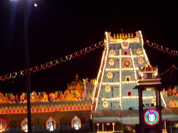 Notre excursion au temple de Tirupathi. ENtrez chez les Dieux.