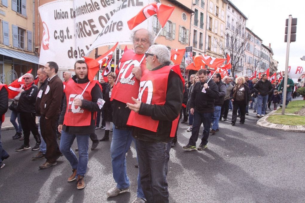 31 mars: 5000 manifestants au Puy, 1million 200 000 dans le pays, une grève très suivie