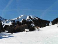 Les Rochers de Leschaux (1936 m.).