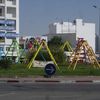 Mais que font ces échelles sur ce rond point sfaxien ?