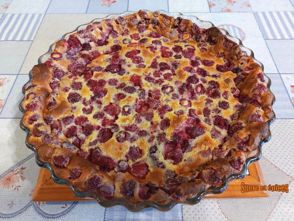 Clafoutis aux framboises - Recette en vidéo