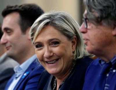 Marine Le Pen pour ou contre la police ?