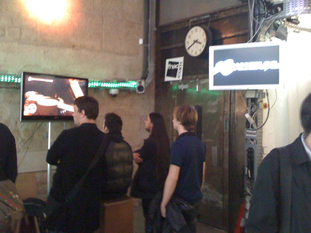 Retrouvez ici les photos du Loft'in Game qui s'est tenu dans le 1er arrondissement de Paris le samedi 16 mai 2009 avec l'équipe de Gameblog.