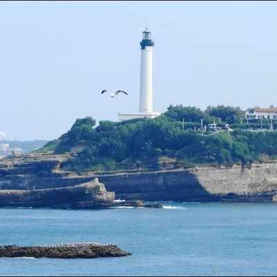 Phare de Biarritz , Biarritz ( Pyrénées-Atlantiques 64 ) AA