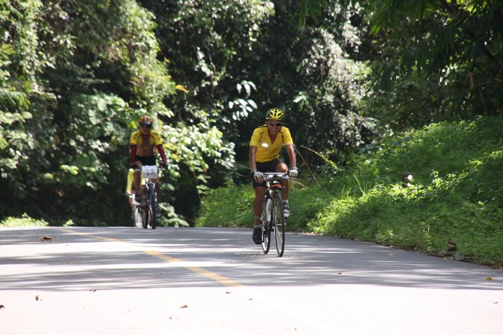 Album - Rassemblement cycliste, partie 2.