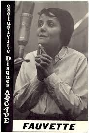 fauvette, une chanteuse française qui reprenait avec brio piaf et fréhel, des problèmes d'alcool et une lente descente aux enfers pour finir dans la rue