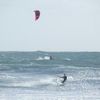 Kitesurf en décembre sur le spot de l'Ile aux vaches à Esquibien