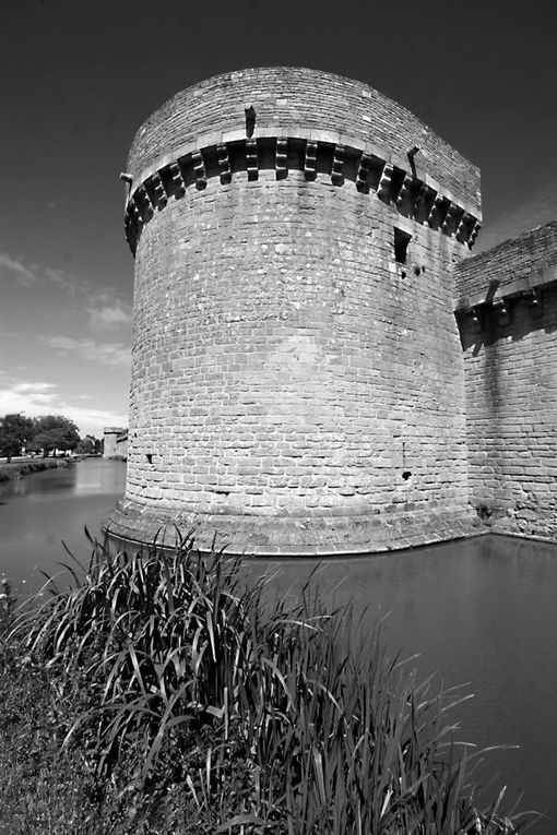 Photos de la ville de Guérande en noir et blanc