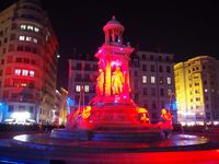 "Fontaine d'Etoiles" Place de Jacobins