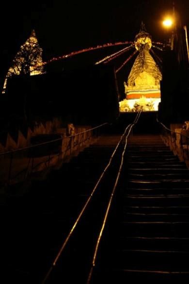 <p>Photos du Nepal, des gens, des drapeaux et du vent... un assortiment special pour vous :)</p>