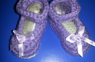 chaussons aux violettes,pointu 18