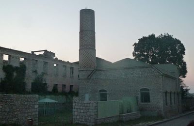 Sur les mosquées de Chouchi