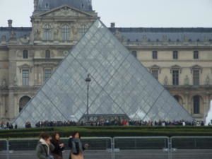 Album - LE-LOUVRE