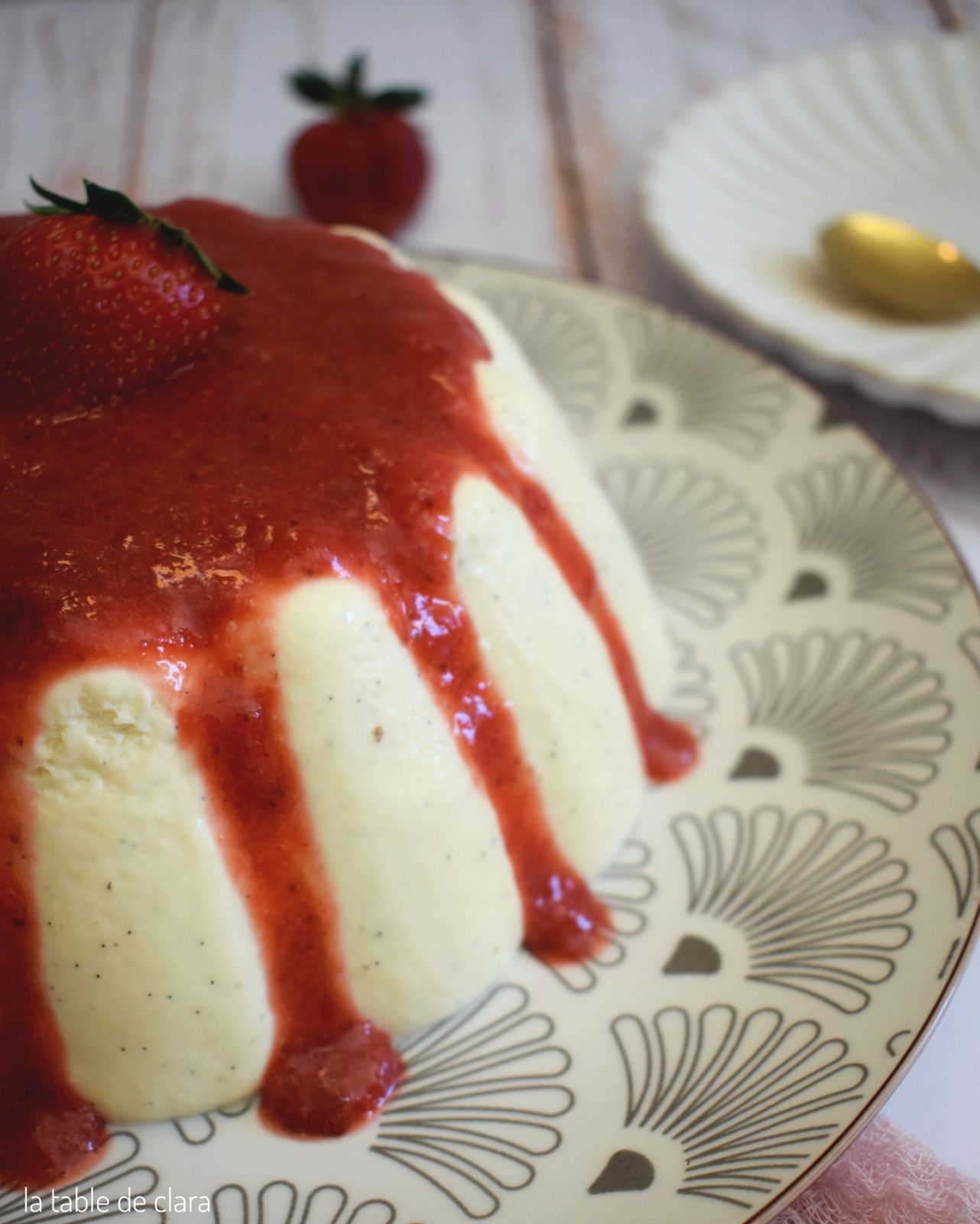 Bavarois vanille coulis fraises
