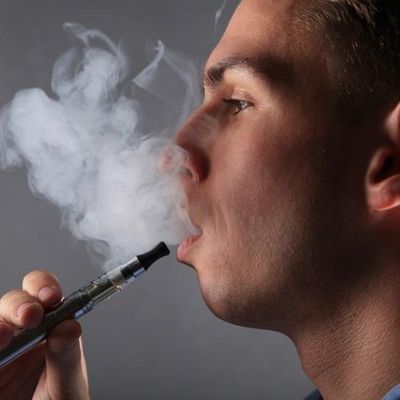La e-​​cigarette sera bien bannie des lieux publics au Luxembourg
