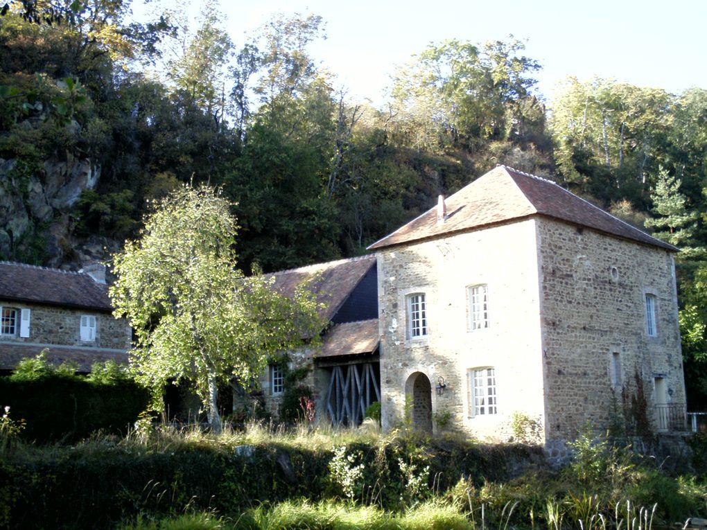 Suite de dessins et peintures.Alencon et Saint Ceneri le Gerei(une petite commune de l'orne en normandie;france)