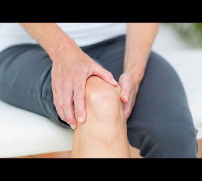 Douleur de genou : des solutions pratiques ! - Auto-massage du genou, soulager douleur arthrose des genoux : Conseils du Kiné | Arthrolink.com