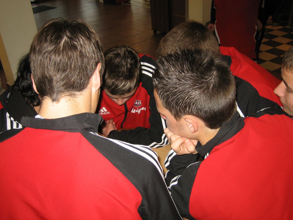 Déplacement à Paris.
Campanile à Morangis puis match à Orsly ville.
Victoire 3-2.