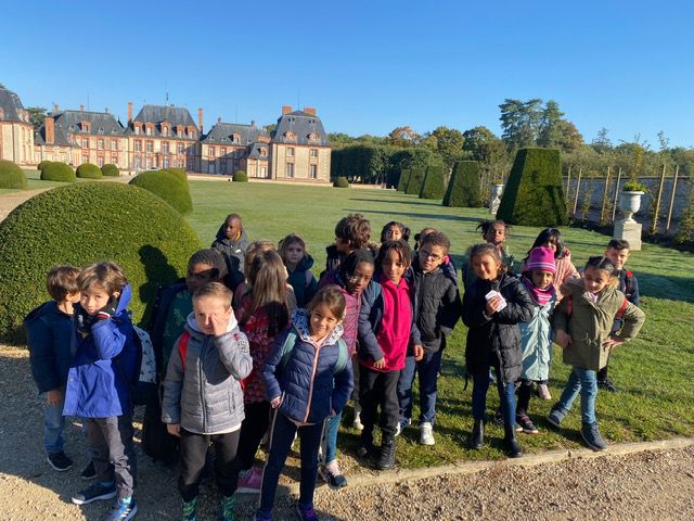 Sortie au château de Breteuil: des photos en plus à partager!