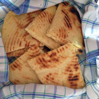 Kesra et nouveau plat de cuisson pour pain... 