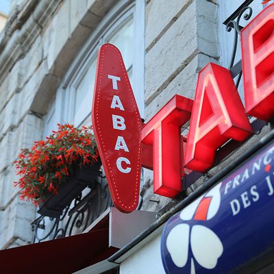 Avec la chute des ventes de tabac, les buralistes doivent se diversifier