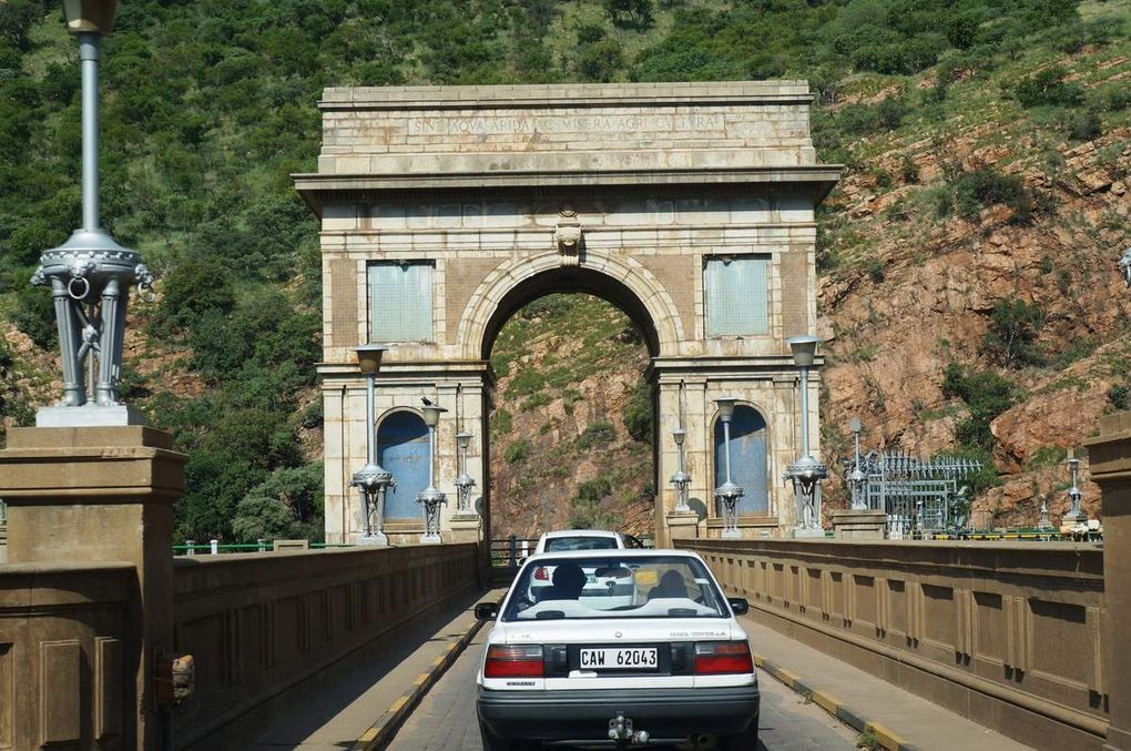 South Africa Trip 2016. Una gita a Hartbeespoort Dam (Jaunt to Hartbeespoort Dam). Sud Africa e nuvole...
