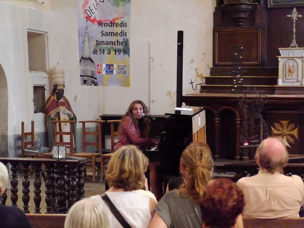 Coline Levaux  en concert - Chapelle Ste Croix - Josselin (56) - 03/08/2014