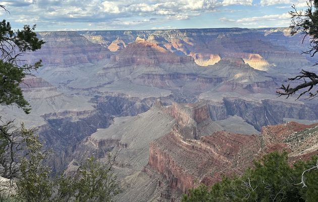 Canada - USA longitude 118° Le Grand Canyon