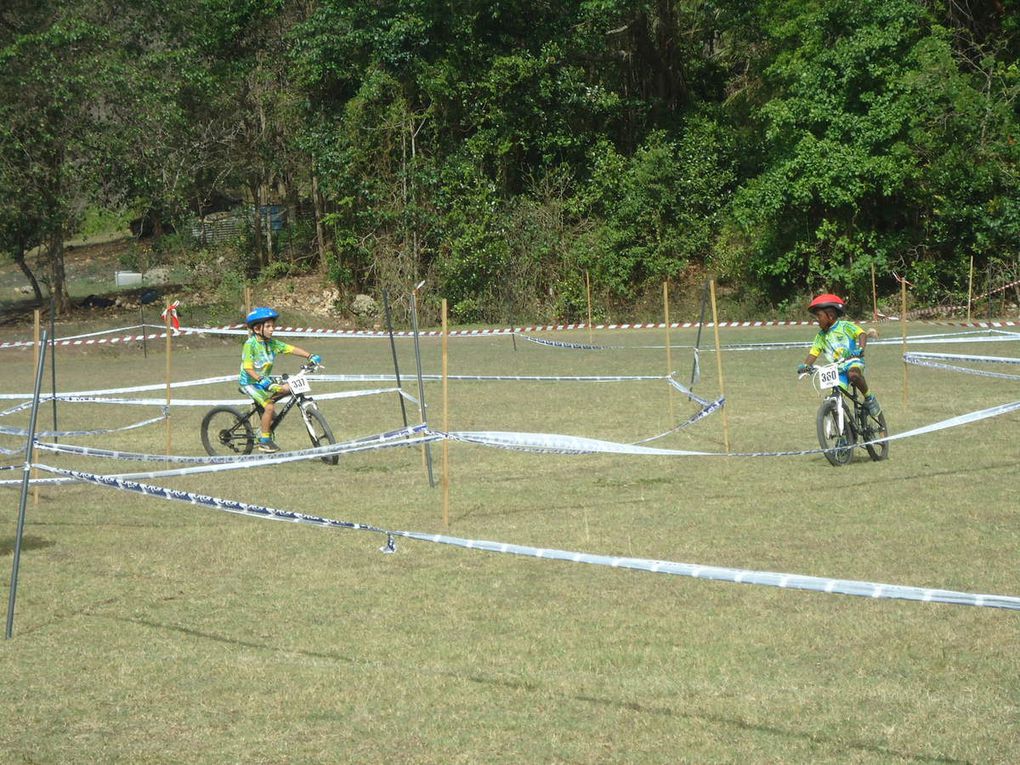 Rencontre sportive école de vélo activité VTT XC vieux bourg Morne à l'eau