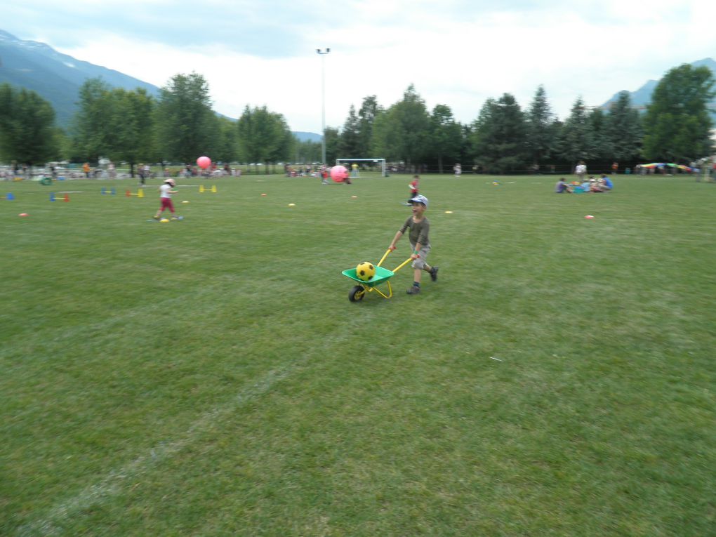 La mat s'éclate le 17 juin 2011 avec MS-GS et GS-CP au stade du Sauvay à Albertville