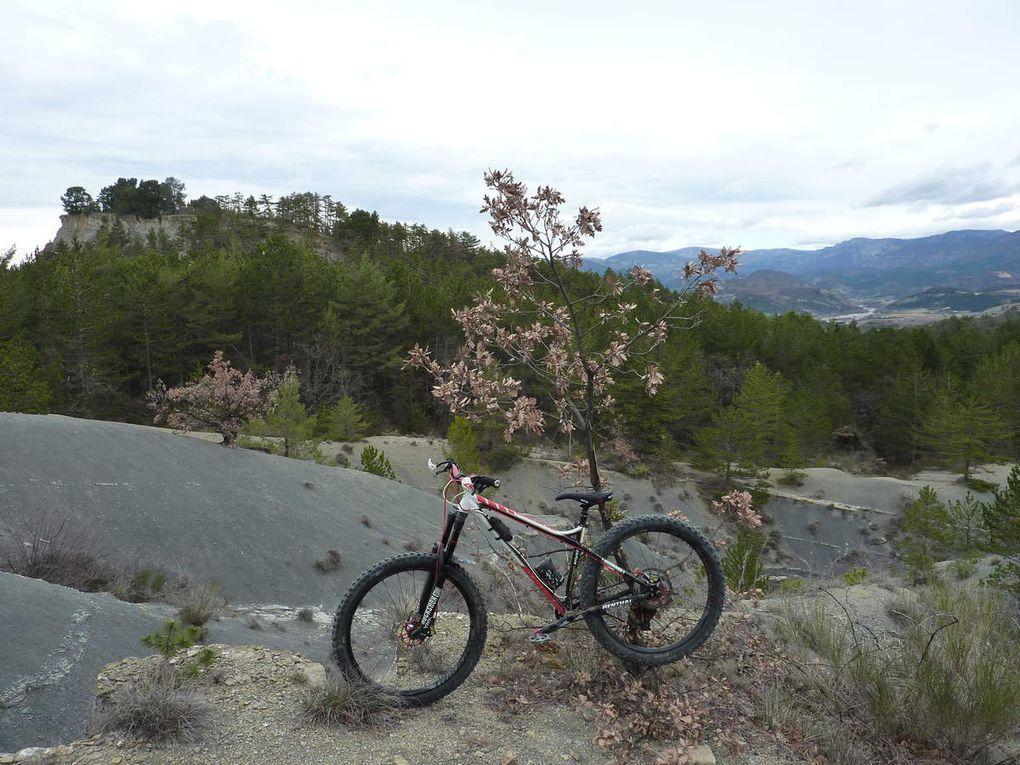 Le Séjour DELUXE : 2 jours de VTT et une étape gastronomique autour de Chateau-Arnoux (04) le 9 et 10 mars 2019