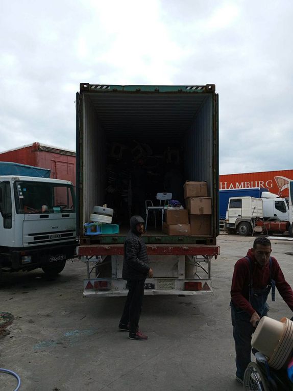 01 février 2023- Notre container (envoi no 15) est vidé chez UTSS à Tunis