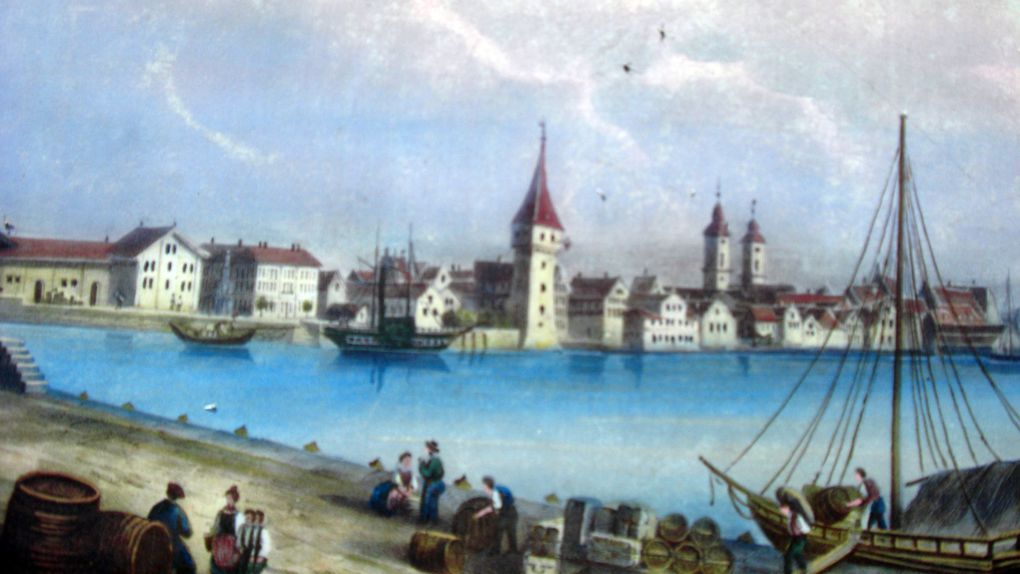 Lindau-Insel au bord du lac de Constance ou Bodensee, à la rencontre des frontières allemande, autrichienne et suisse.
