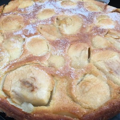 Flognarde aux pommes (ou clafoutis aux pommes)